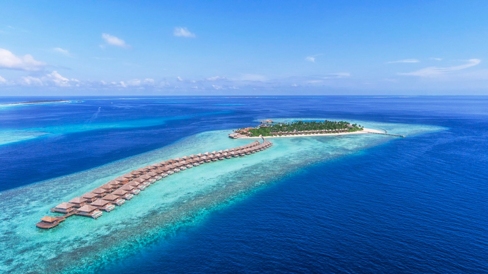 HurawalhiAerial2 scaled